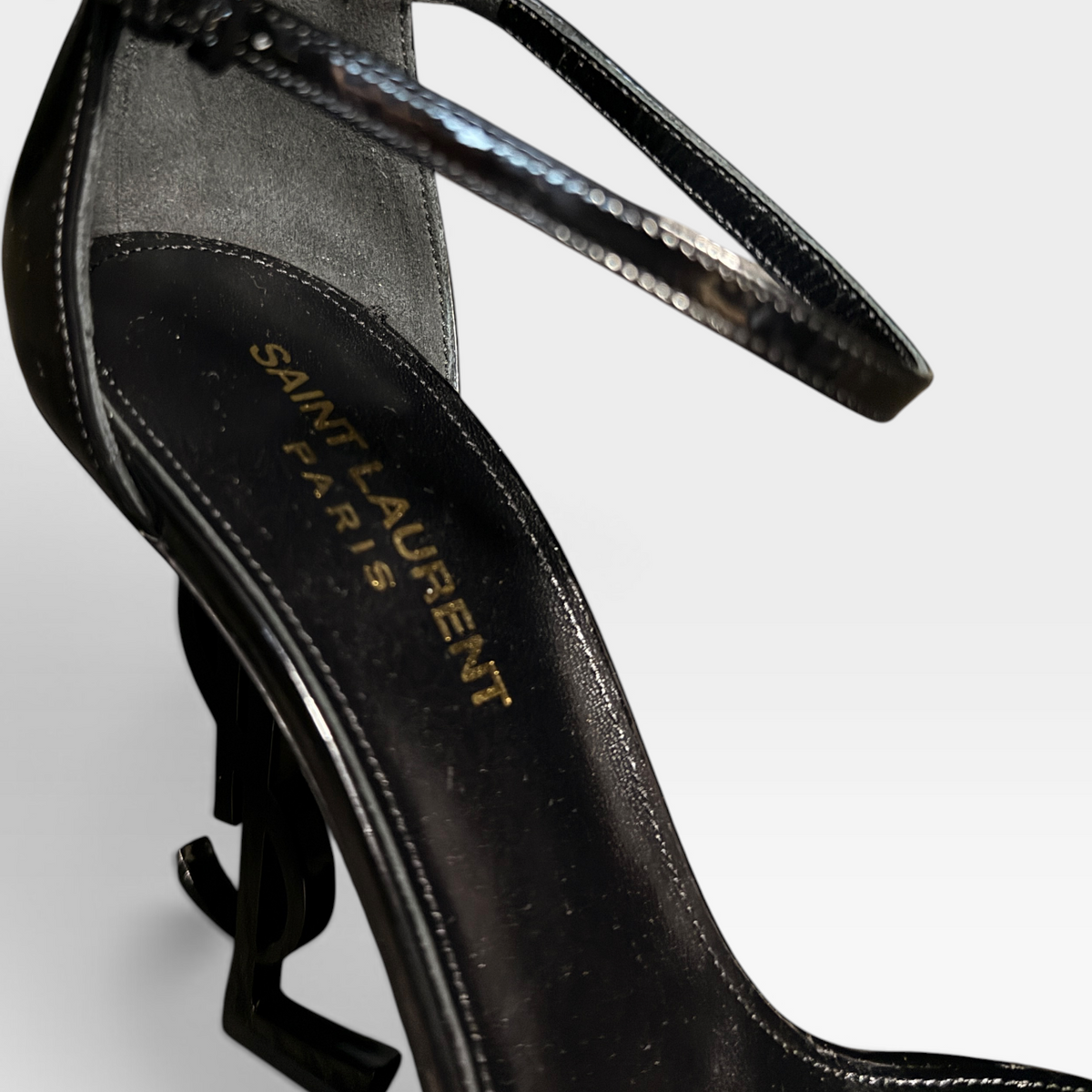 Saint Laurent Opyum Patent Logo Heels