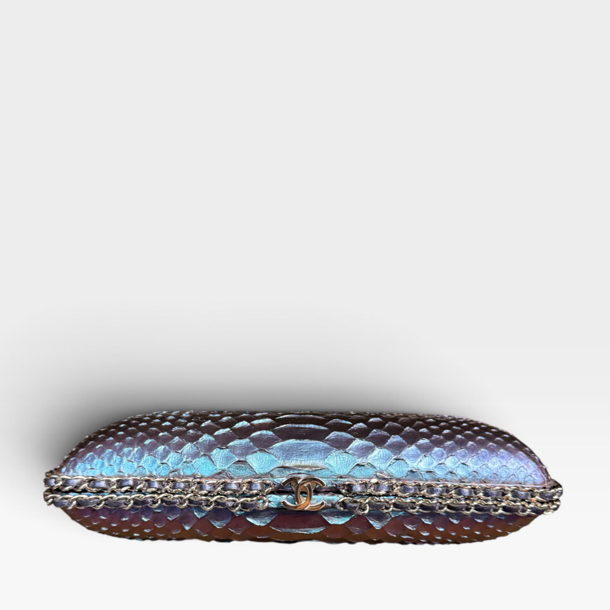 Chanel Chain Around CC Python Clutch with Shoulder Strap – Purple