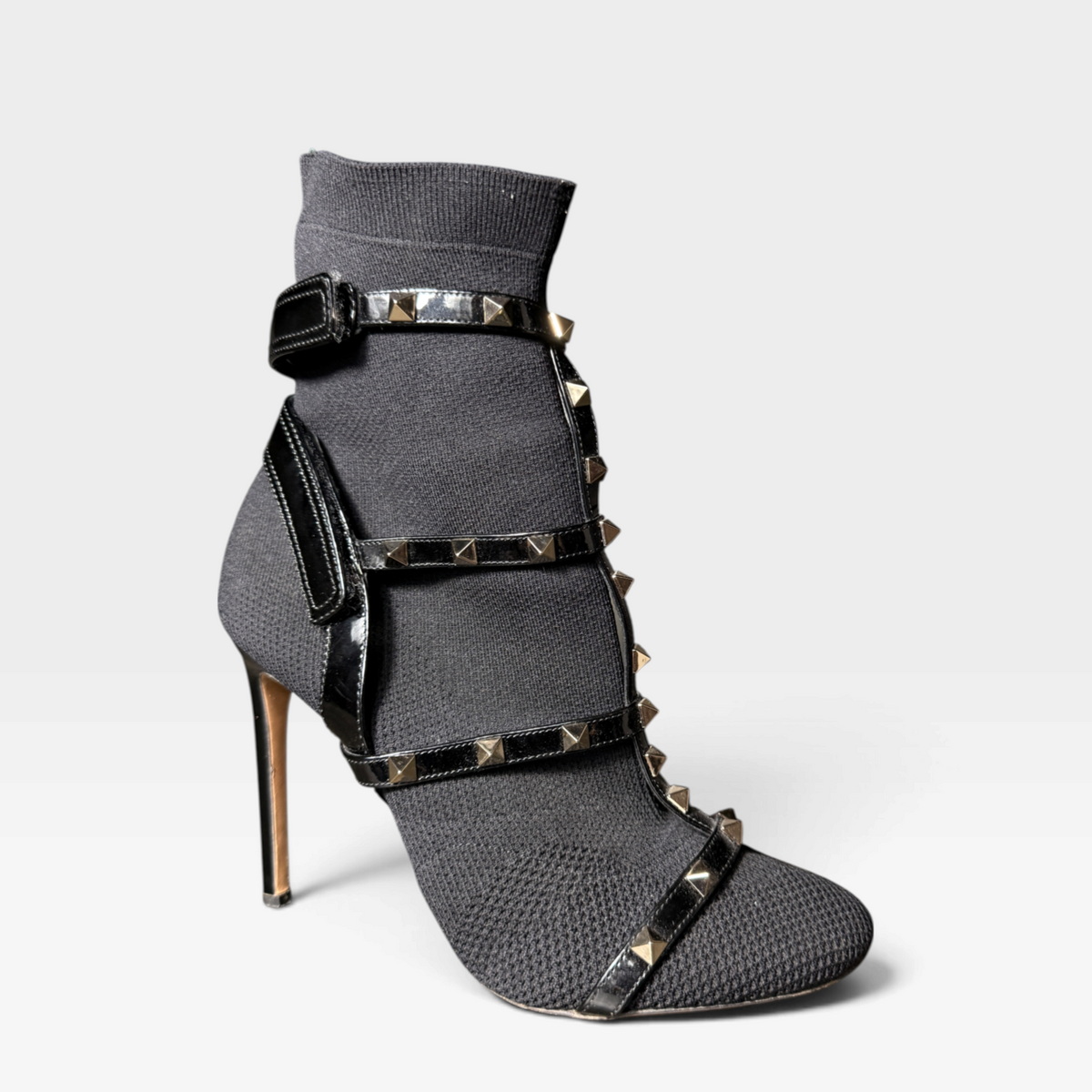 Valentino Garavani Free Rockstud Stretch-Knit Sock Boots