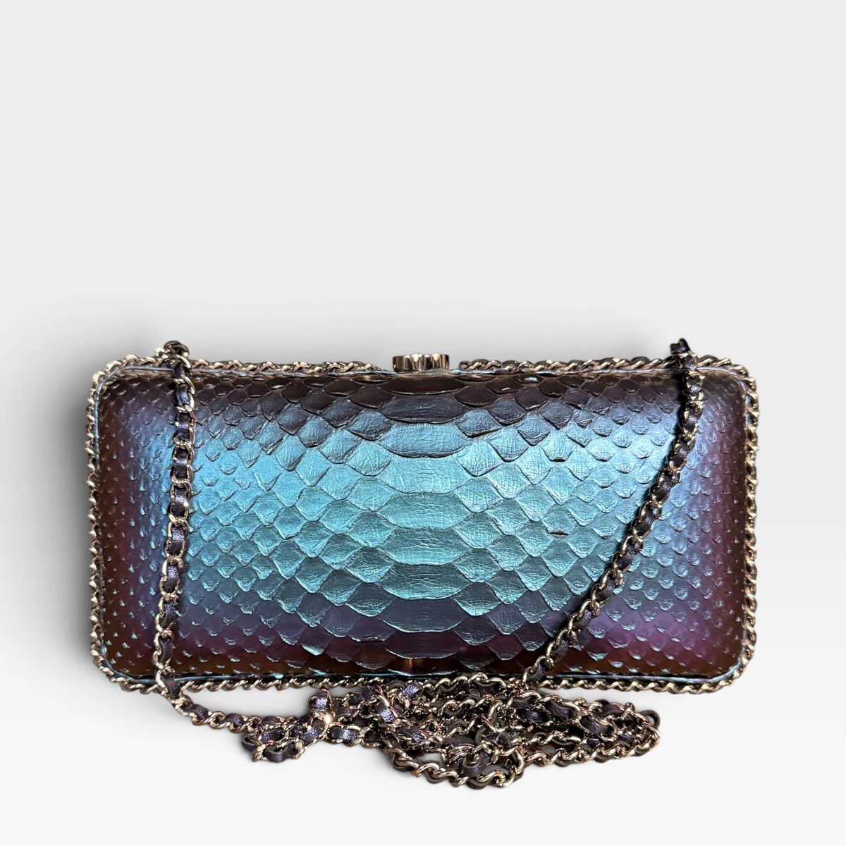 Chanel Chain Around CC Python Clutch with Shoulder Strap – Purple