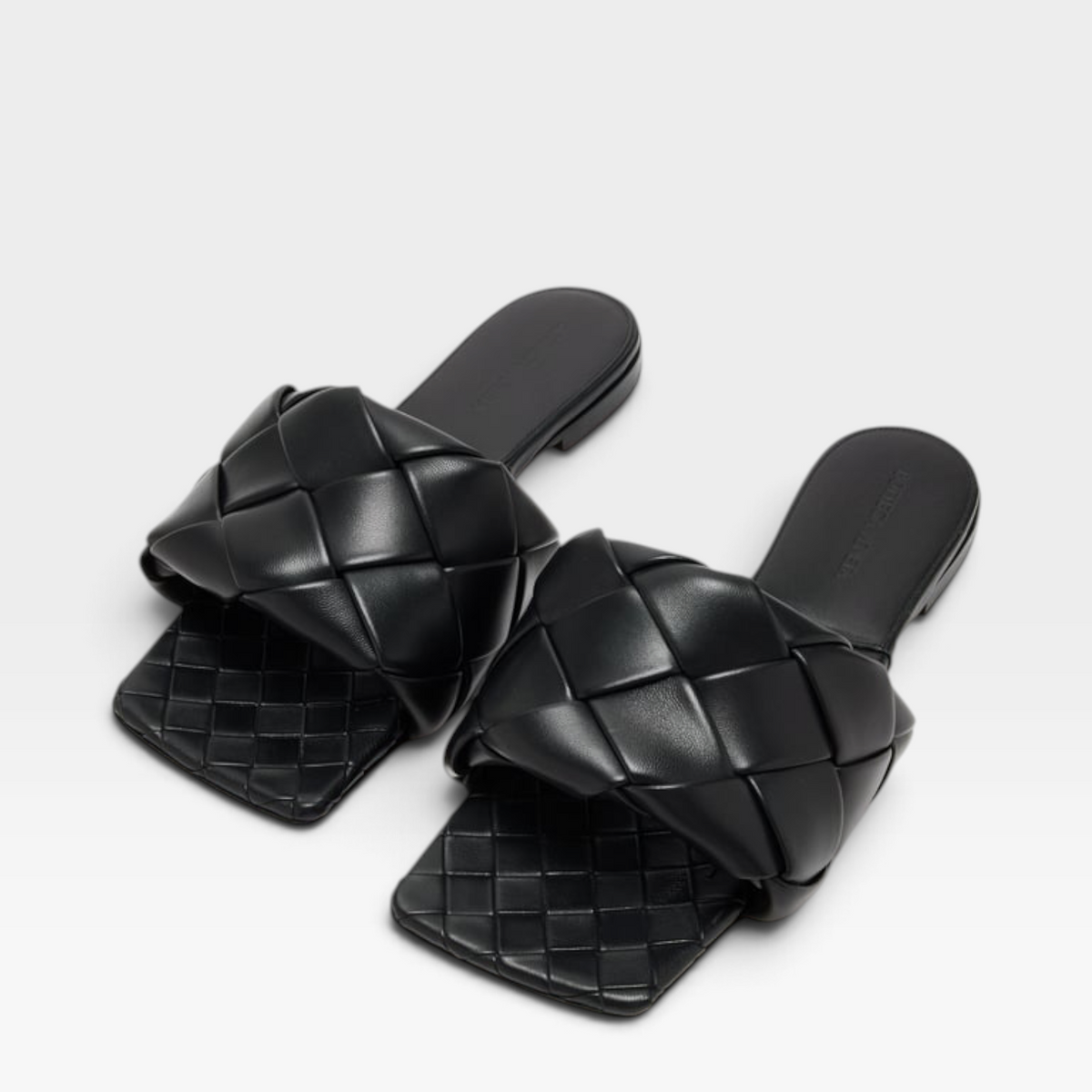 Bottega Veneta Lido Leather Sandals