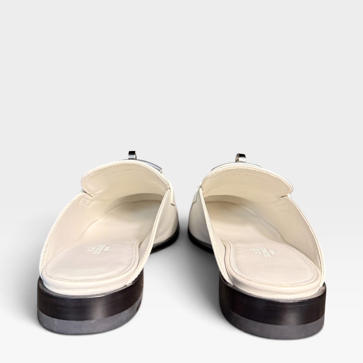Hermès Iota (Lota) Mules - White Leather, Palladium Hardware