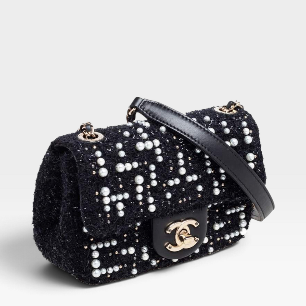 Chanel Cosmo Pearl Embellished Bag (2017)